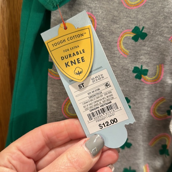Cat &Jack Girls St.Patrick’s Day (2 piece) short sleeve top & leggings outfit 5T - Picture 4 of 5